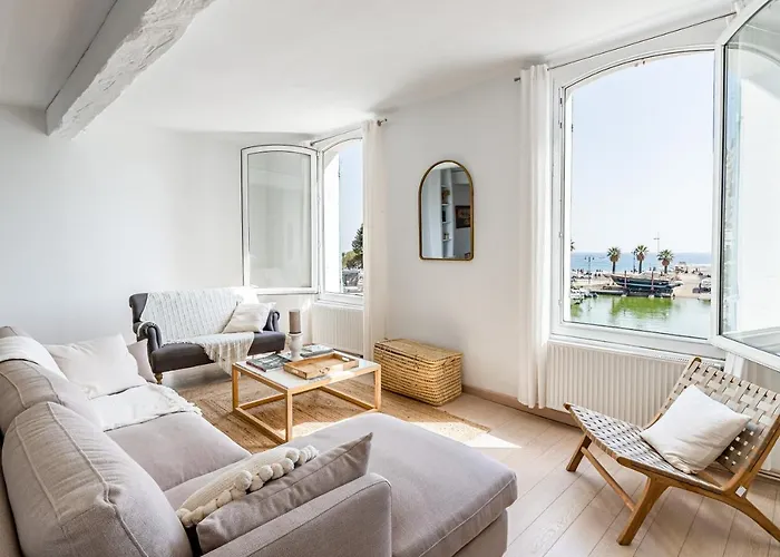 Le Rooftop Par Dodo-a-cassis Cassis
