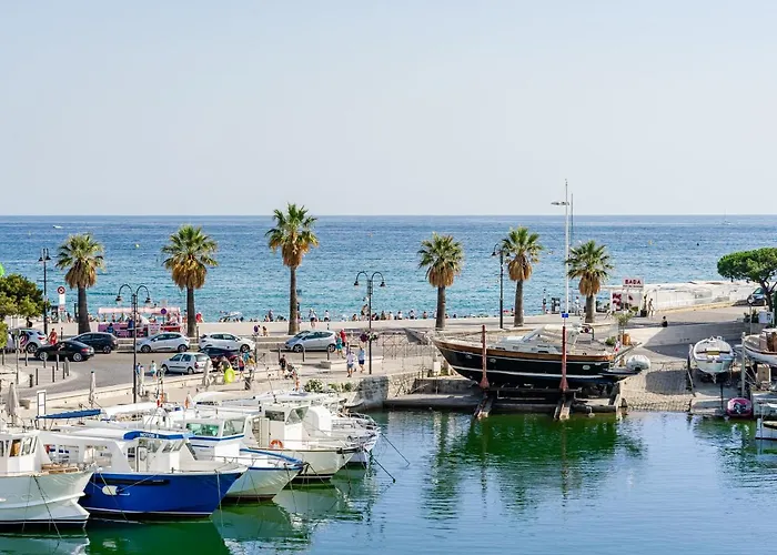 Le Rooftop Par Dodo-a-cassis Apartament